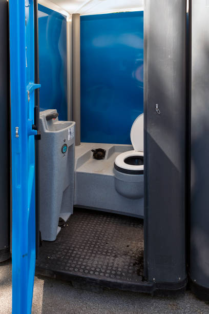 Best Portable toilet rental cost  in Twin Rivers, NJ